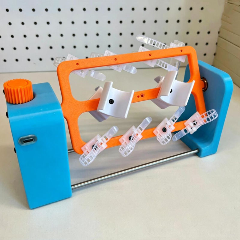 Medical Lab Assistant - Mini Vertical Rotating Mixer Portable Lab